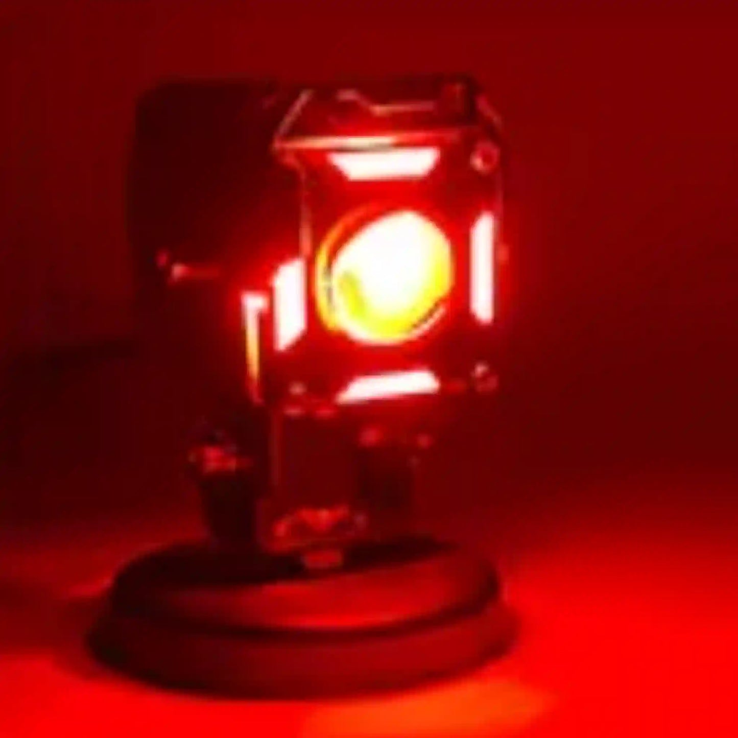 EXPLORADOR LUZ LED DELANTERO- TRIPLE TONALIDAD F-Y